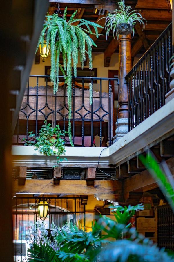La Quinta Santa Lucia Hotel Antigua Bagian luar foto