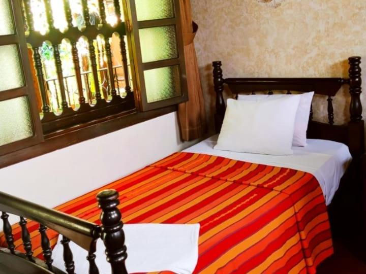 La Quinta Santa Lucia Hotel Antigua Bagian luar foto